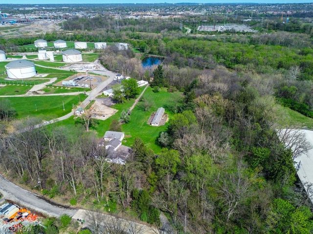 4559 Van Epps Road, Brooklyn Heights, OH 44131