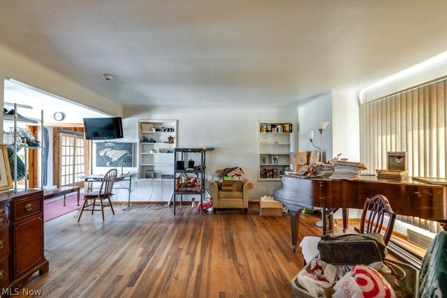 4559 Van Epps Road, Brooklyn Heights, OH 44131