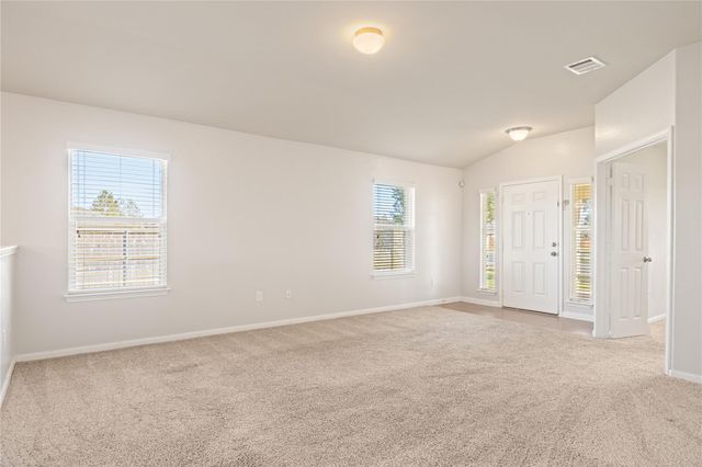 401 S Hunting Lodge LN, Bastrop, TX 78602