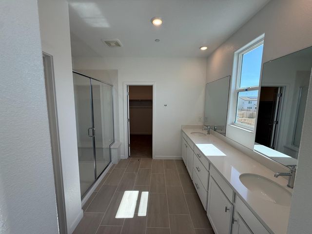 8132 Cadette Ct, Elk Grove, CA 95757