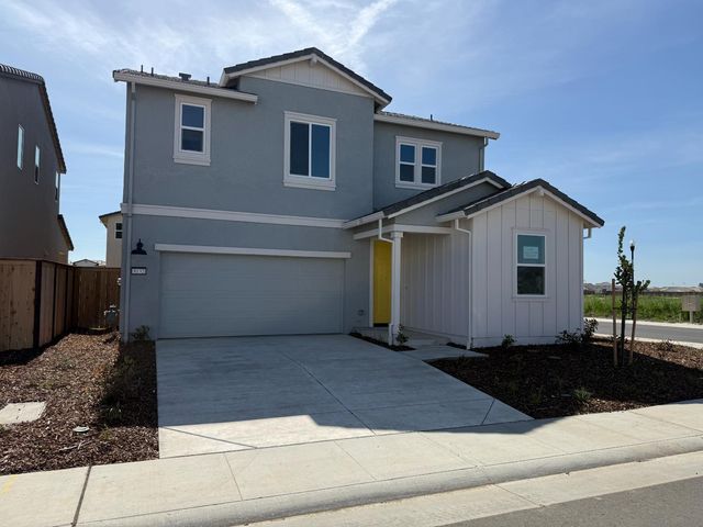 8132 Cadette Ct, Elk Grove, CA 95757