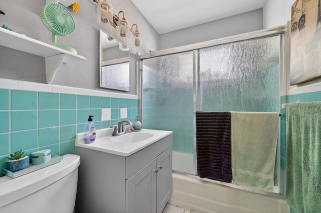 2105 Worthington Road, West Palm Beach, FL 33409