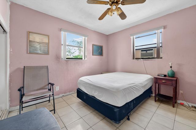 2105 Worthington Road, West Palm Beach, FL 33409