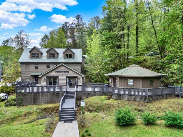 421 Cherokee Court, Ellijay, GA 30540
