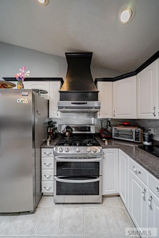 1525 9th Street, Idaho Falls, ID 83401