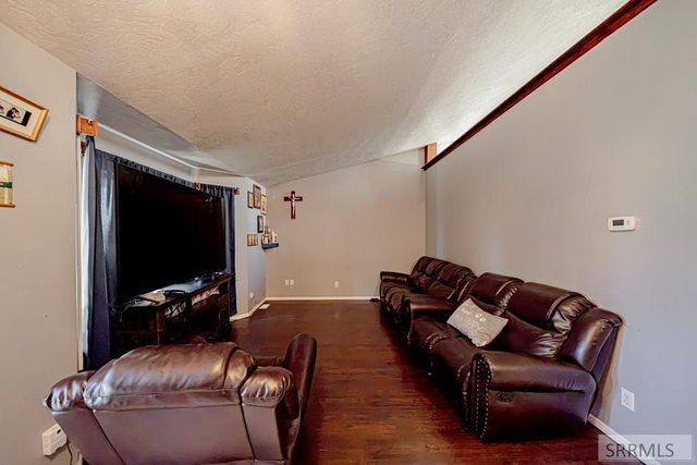 1525 9th Street, Idaho Falls, ID 83401