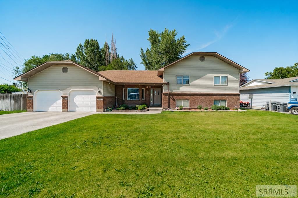 1525 9th Street, Idaho Falls, ID 83401