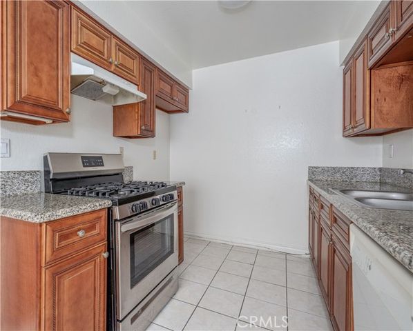 222 20th, Huntington Beach, CA 92648