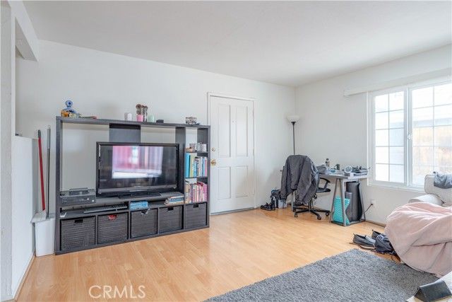 222 20th, Huntington Beach, CA 92648