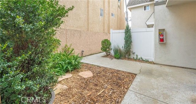 222 20th, Huntington Beach, CA 92648