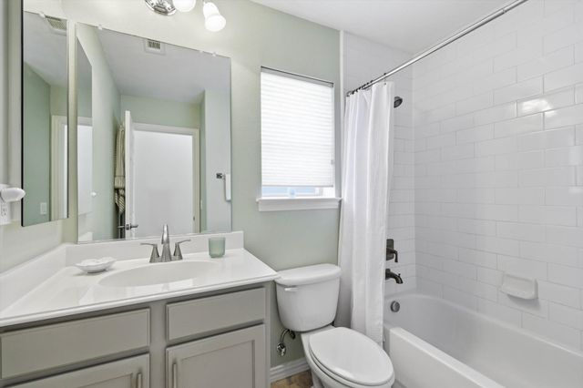 10917 Southerland Drive, Denton, TX 76207