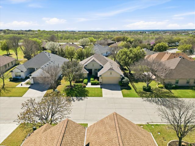 10917 Southerland Drive, Denton, TX 76207