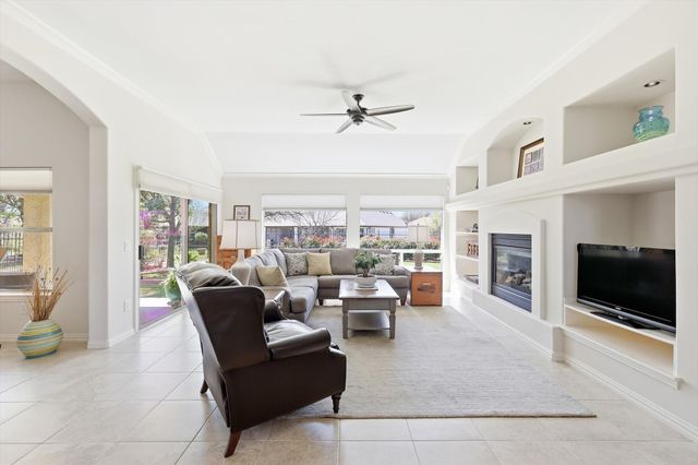 10917 Southerland Drive, Denton, TX 76207