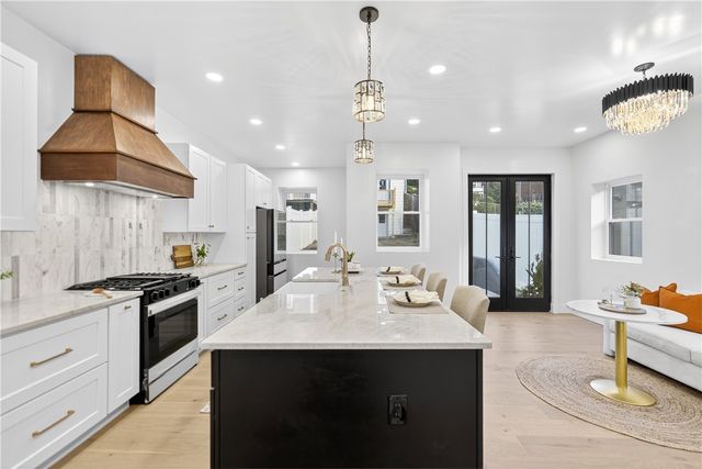 516 S Main St, West End, PA 15220