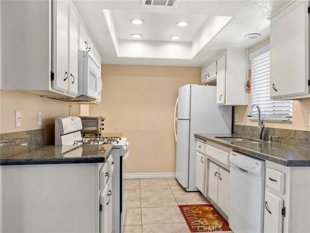 14572 Appleton Street, Hesperia, CA 92345