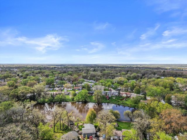 644 Briar Road, Wauconda, IL 60084