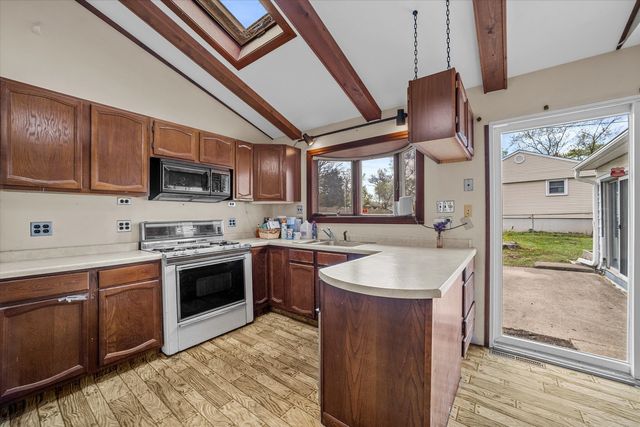 644 Briar Road, Wauconda, IL 60084