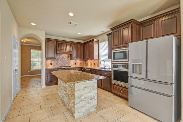 22423 Wenbury Drive, Tomball, TX 77375