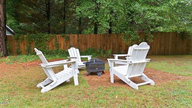 2744 Brantley Drive, Apex, NC 27539