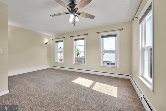 24 FOLMER ST, Lebanon, PA 17042