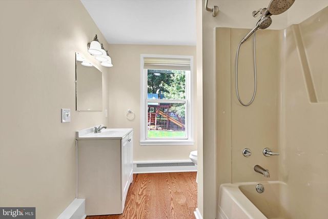 24 FOLMER ST, Lebanon, PA 17042