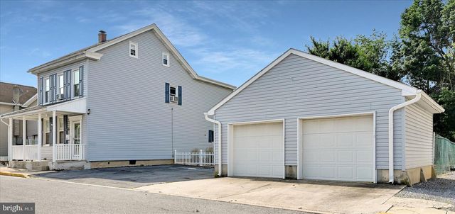 24 FOLMER ST, Lebanon, PA 17042