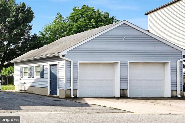 24 FOLMER ST, Lebanon, PA 17042