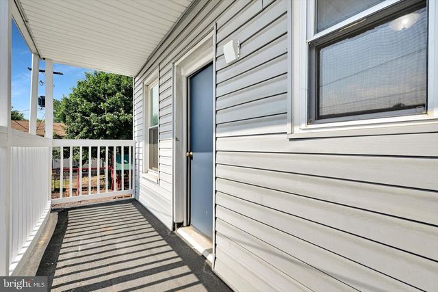 24 FOLMER ST, Lebanon, PA 17042
