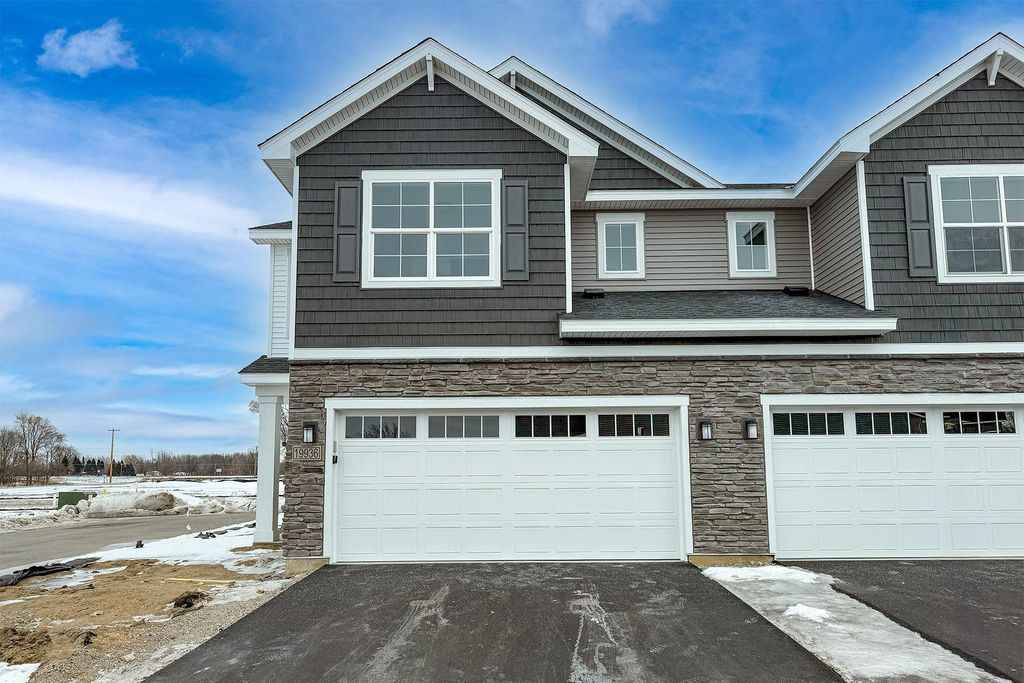 19936 Hunters Ridge, Corcoran, MN 55374