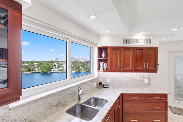 333 SUNSET Drive 501, Fort Lauderdale, FL 33301