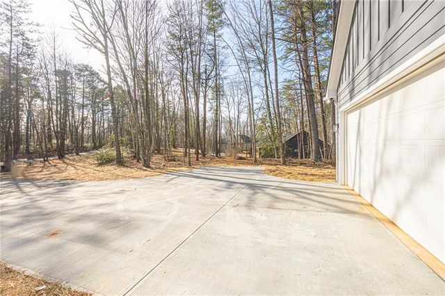 90 Kings Crossing Drive, Dawsonville, GA 30534