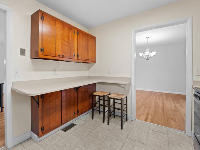 200 Highland Drive, Huntington, WV 25705