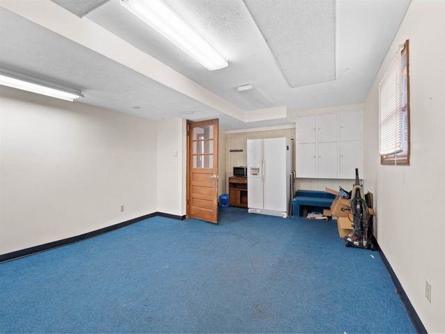 200 Highland Drive, Huntington, WV 25705