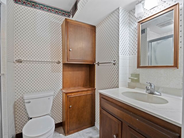 200 Highland Drive, Huntington, WV 25705