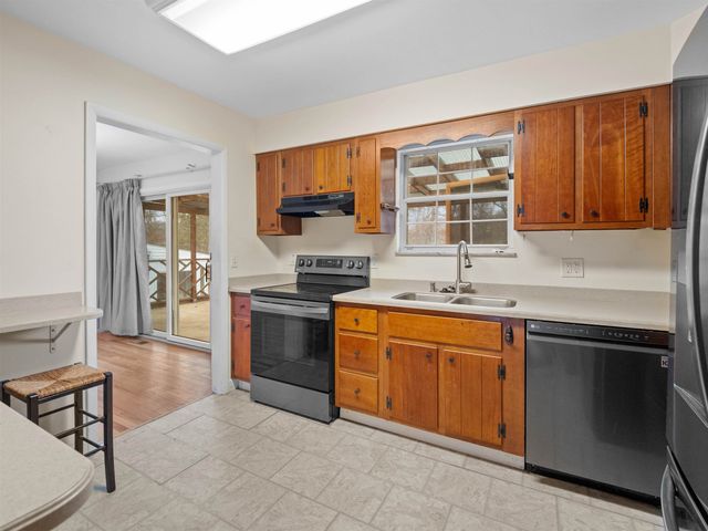 200 Highland Drive, Huntington, WV 25705