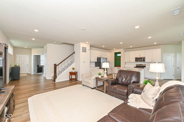 657 Pearson Pass, Avon, IN 46123
