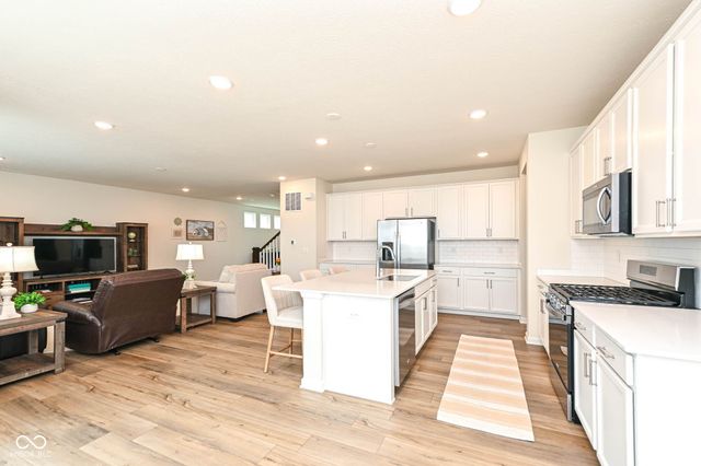 657 Pearson Pass, Avon, IN 46123