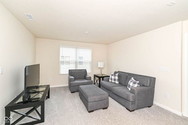 657 Pearson Pass, Avon, IN 46123