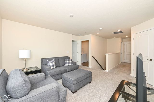 657 Pearson Pass, Avon, IN 46123