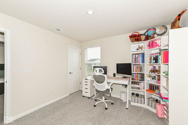 657 Pearson Pass, Avon, IN 46123