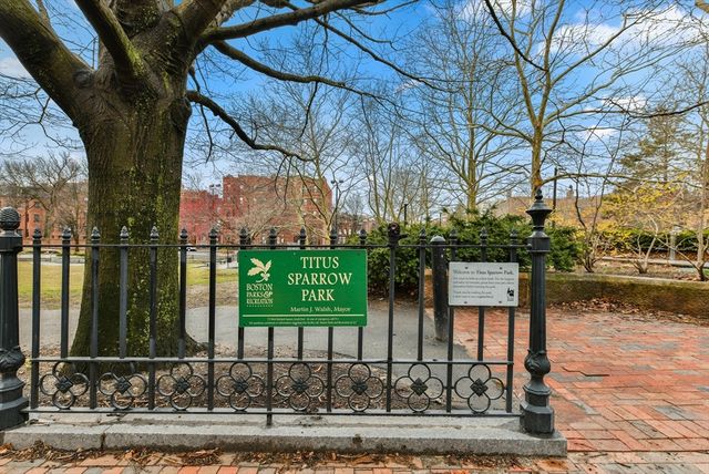 219 W Newton St 4, Boston, MA 02116