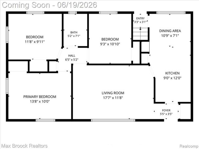 737 Panorama Drive, Milford, MI 48381