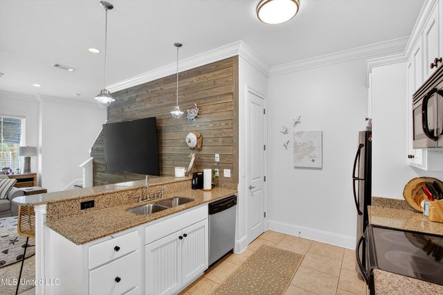 216 Carre Court, 3, Bay Saint Louis, MS 39520