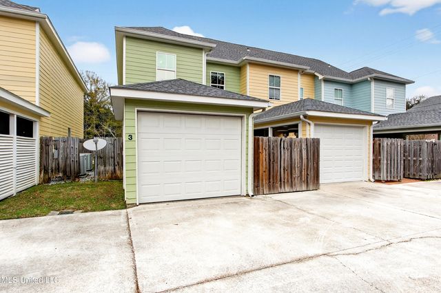 216 Carre Court, 3, Bay Saint Louis, MS 39520