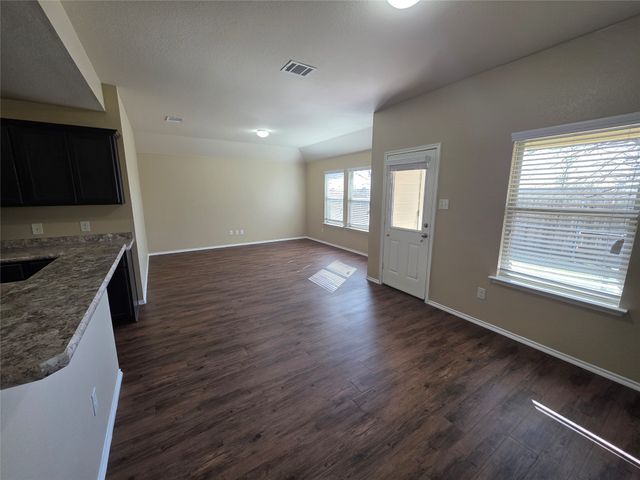 237 Thoroughbred Street, Waxahachie, TX 75165