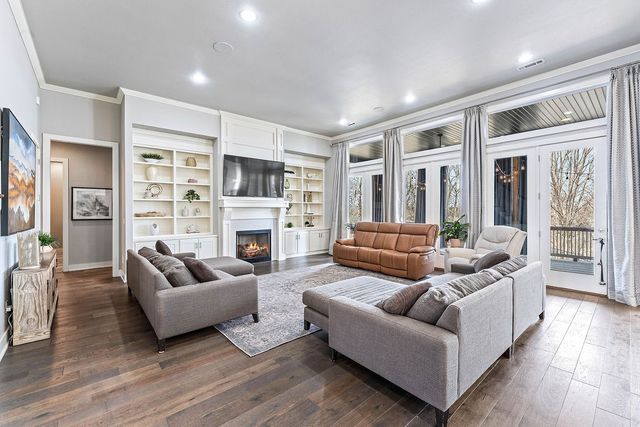 7035 W Shadow Valley Road, Rogers, AR 72758