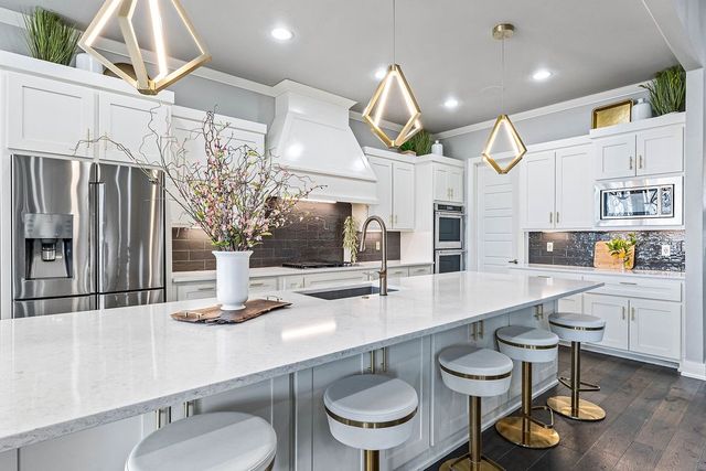 7035 W Shadow Valley Road, Rogers, AR 72758