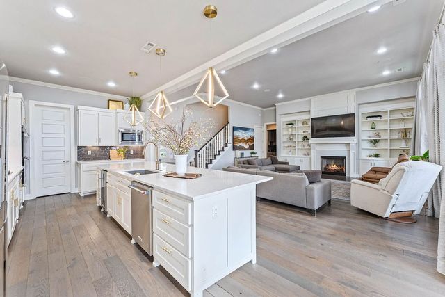 7035 W Shadow Valley Road, Rogers, AR 72758