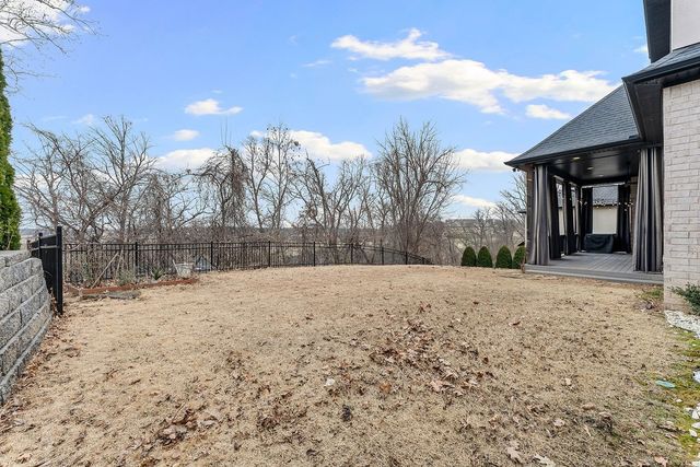 7035 W Shadow Valley Road, Rogers, AR 72758