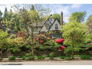 2668 Nw CORNELL Rd, Portland, OR 97210